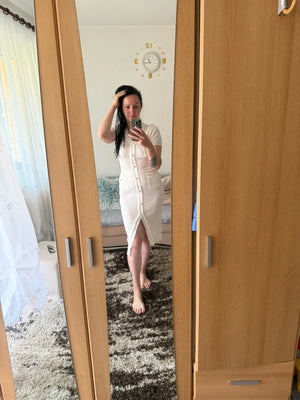 A81395f40e1d04b82a4c4ff7e1c10cf67T.jpg